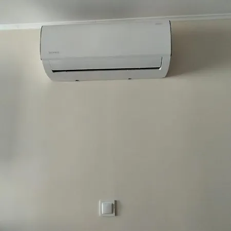 Super With Balcony & View! 아파트 바르샤바